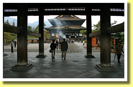 Main Hall of Zenko-ji Temple, Nagano, Koh-Shin-Etsu